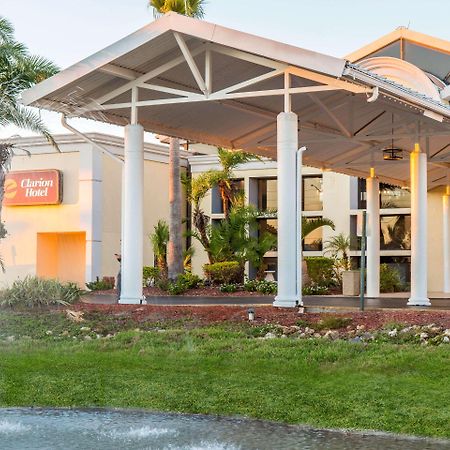 Clarion Hotel Orlando International Airport Exterior foto