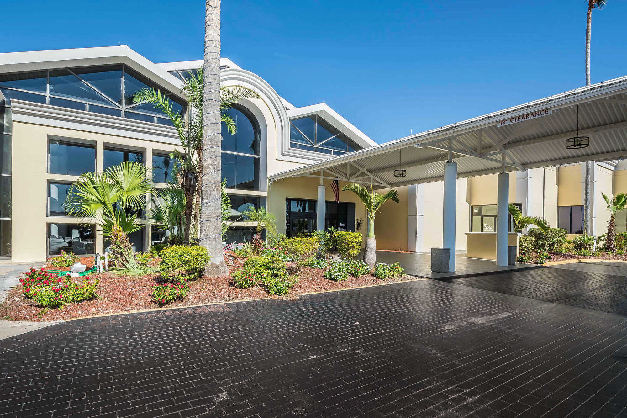 Clarion Hotel Orlando International Airport Exterior foto